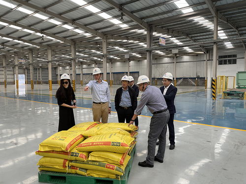 強化產業鏈協同合作，國聯股份攜肥多多走進荊楚大地，共拓磷化工產品銷售新篇章